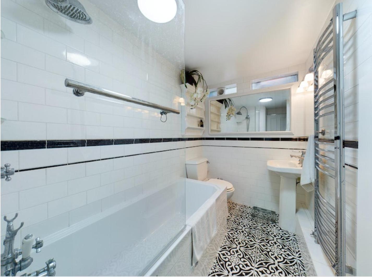 The Clapham Apartment With Private Patio London Eksteriør billede
